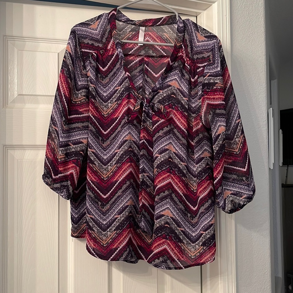 3/4 sleeve abstract blouse - slightly sheer - Xhiliration.
